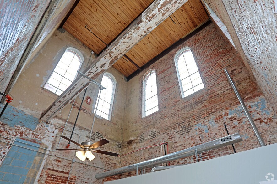 More Photos Of 116 E Main St, Haw River Apartments For Lease