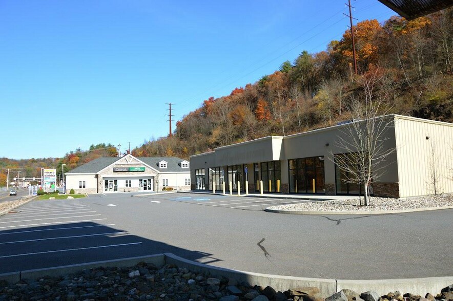 More Photos Of 870 Gordon Nagle Trl, Pottsville Storefront For Sale