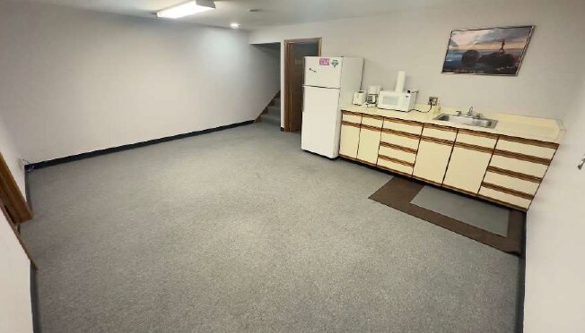 More Photos Of 157 Rue de Ville Vl, Rochester Office For Sale