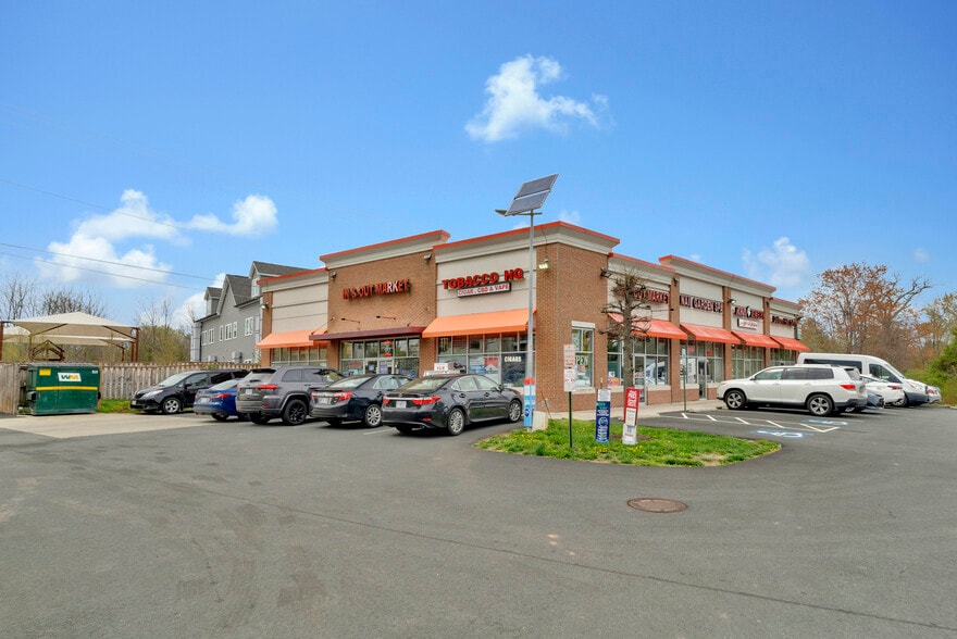 More Photos Of 21735 Shellhorn Rd, Ashburn Storefront For Sale