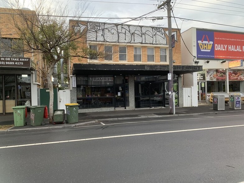 Primary Photo Of 561 Barkly St, West Footscray Restaurant For Lease