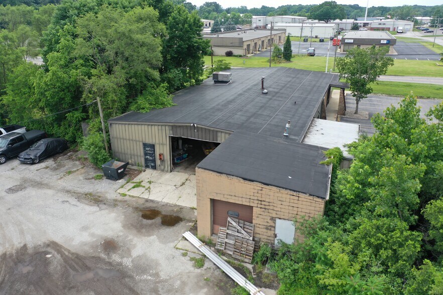 More Photos Of 53894 N County Road 9, Elkhart Warehouse For Sale