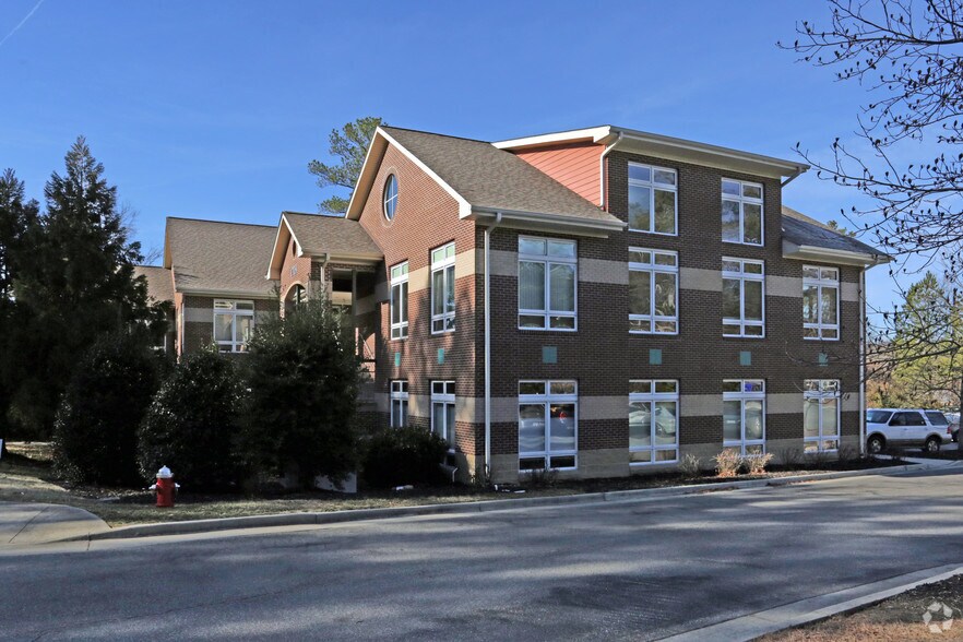 More Photos Of 1709 Legion Rd, Chapel Hill Office For Lease