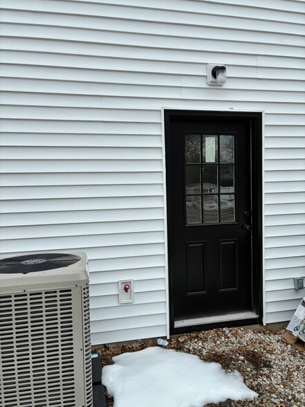 More Photos Of 481 Jewett Ave, Staten Island General Retail For Lease