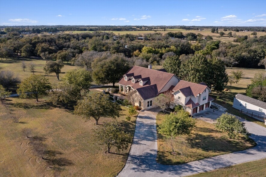 More Photos Of 1092 FM 3000, Elgin Specialty For Sale
