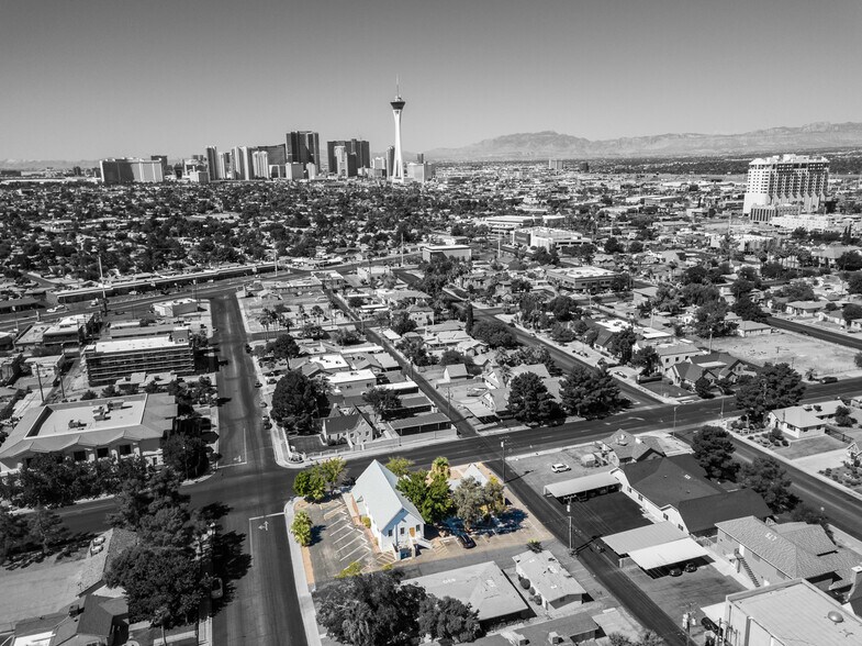 More Photos Of 919 E Bonneville Ave, Las Vegas Office Residential For Sale