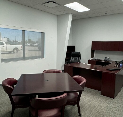 More Photos Of 4641 Kennedy Commerce Dr, Houston Warehouse For Lease