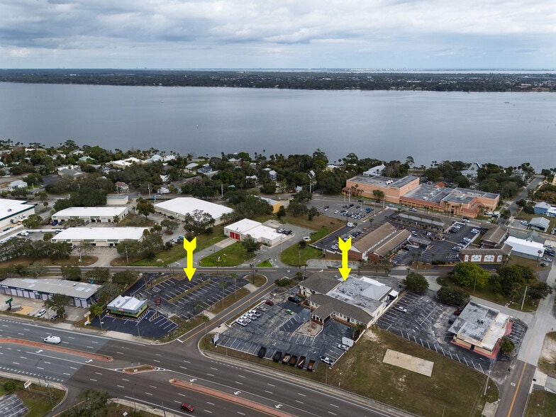 More Photos Of 300 N Cocoa Blvd, Cocoa Restaurant For Lease