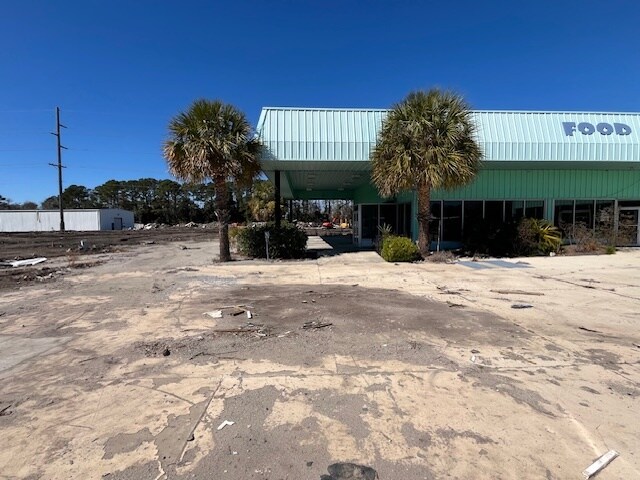More Photos Of 910 U.S. 17 Business, Surfside Beach Warehouse For Lease