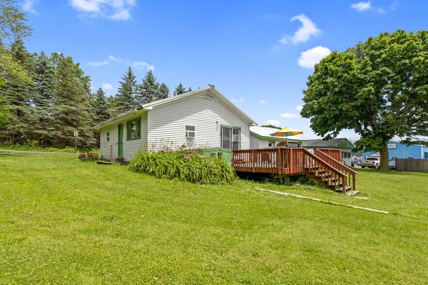 More Photos Of 356 King St, Fair Haven Marina For Sale