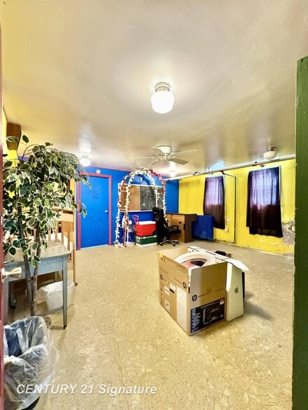 More Photos Of 1214 N Michigan Ave, Saginaw Specialty For Sale