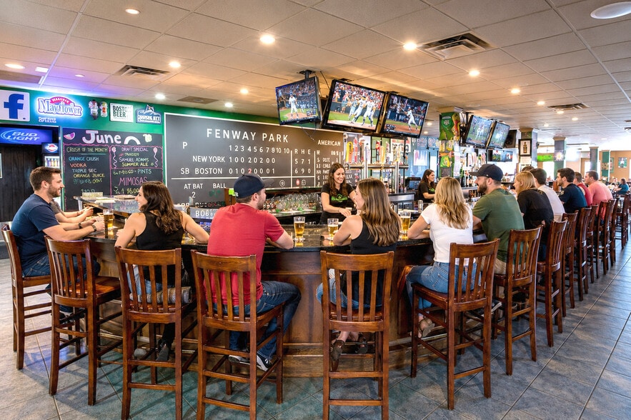 More Photos Of 427 Main St, Bangor Restaurant For Sale
