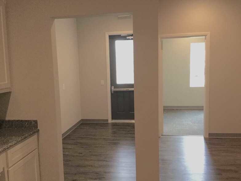 More Photos Of 301 S Coleman St, Prosper Medical For Lease