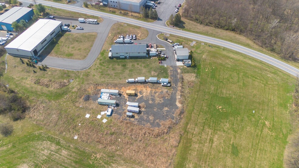 More Photos Of 4861 Winchester Blvd, Frederick Warehouse For Sale