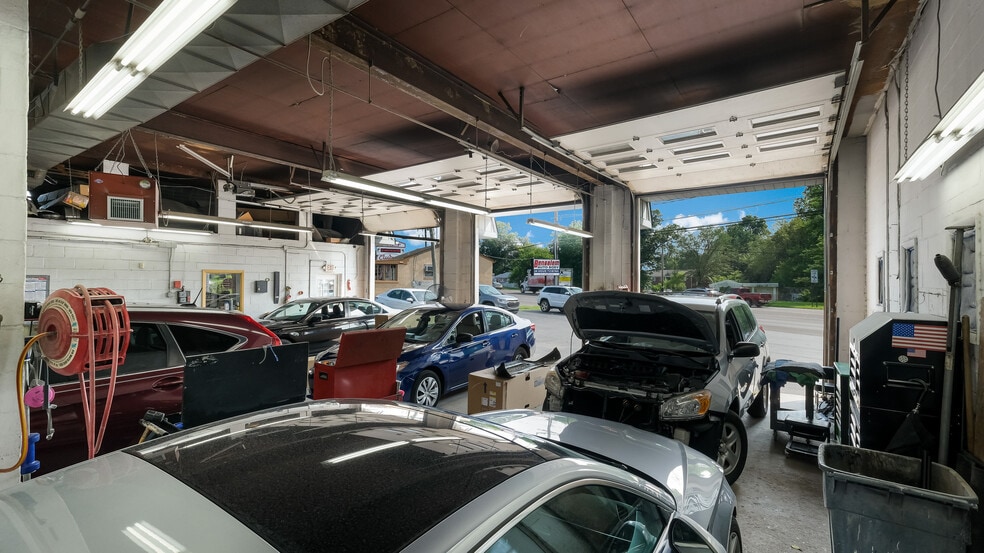 More Photos Of 2531 Street Rd, Bensalem Auto Repair For Sale