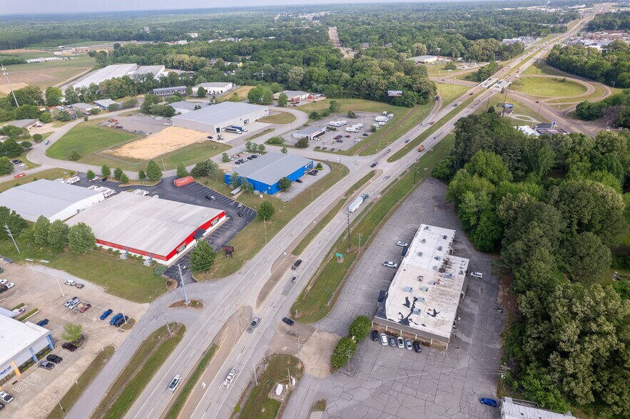 More Photos Of 176 Commerce Center Cir, Jackson Flex For Lease
