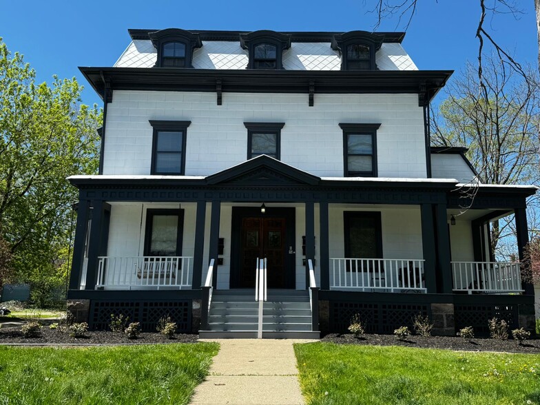 Primary Photo Of 111 N Normal St, Ypsilanti Apartments For Sale