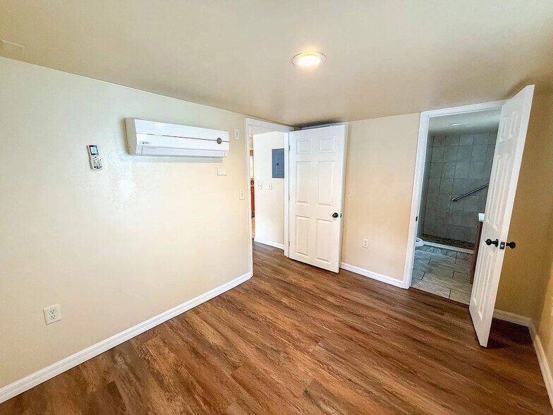 More Photos Of , Gainesville Multifamily For Sale