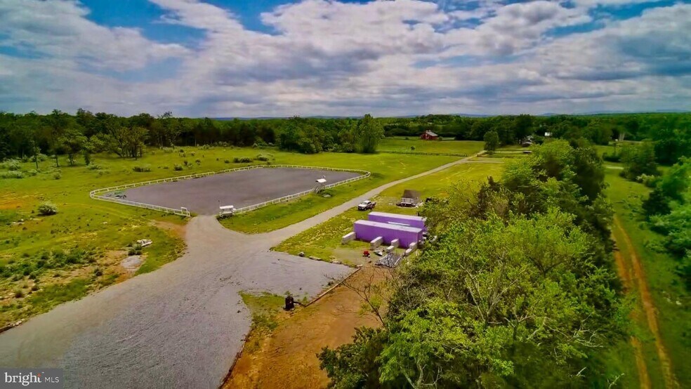 More Photos Of 1070 Wadesville Rd, Berryville Light Manufacturing For Sale