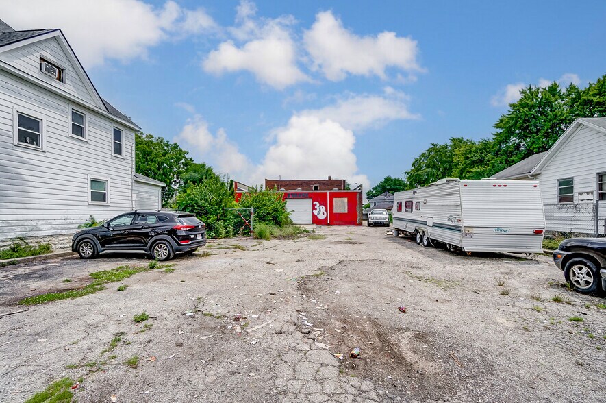 More Photos Of 38 McReynolds St, Dayton Warehouse For Sale