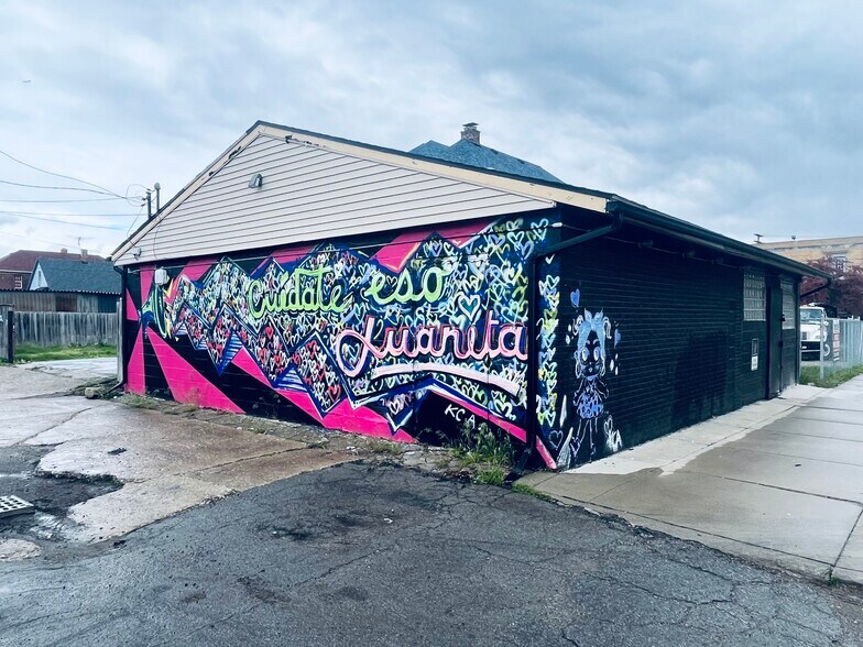 Primary Photo Of 8030 Pitt St, Detroit Freestanding For Lease