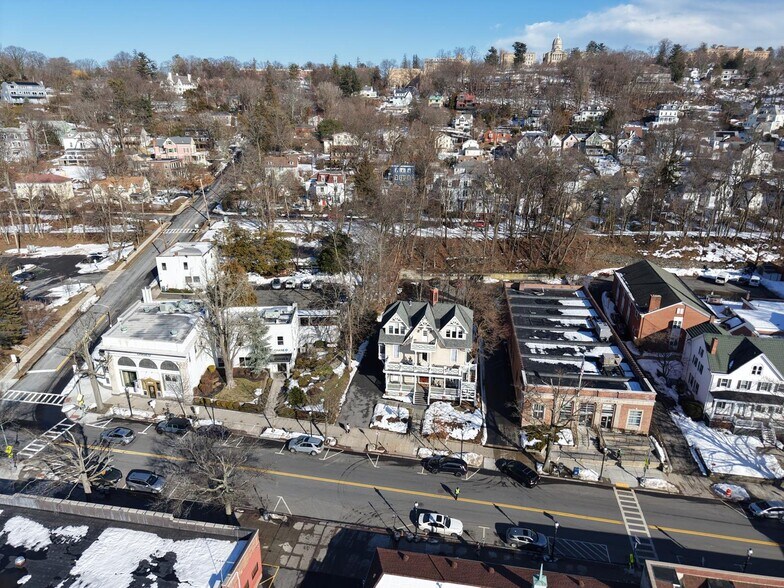 More Photos Of 54 N Broadway, Tarrytown Office For Lease