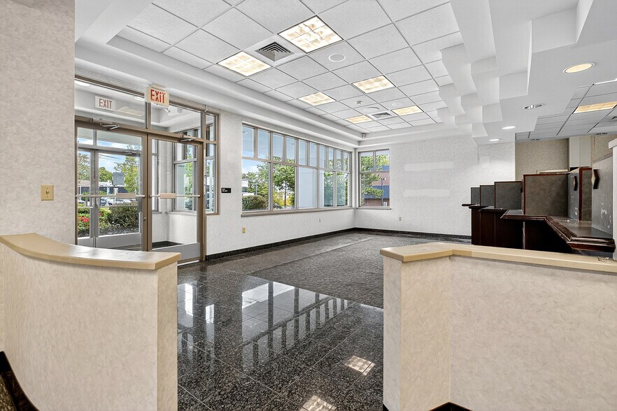 More Photos Of 414 W Lancaster Ave, Devon Bank For Lease