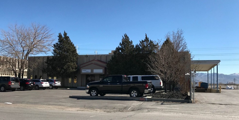 More Photos Of 875 S Chestnut St, Salt Lake City Warehouse For Lease