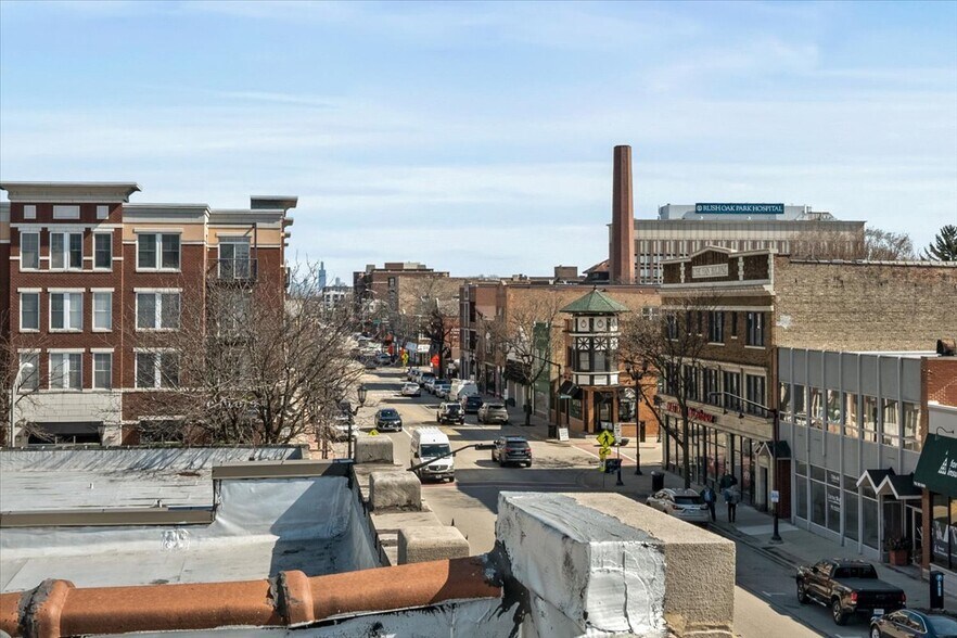 More Photos Of 7321 Madison St, Forest Park Restaurant For Sale