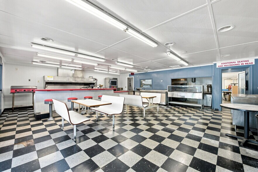 More Photos Of 346 W Jones St, Trenton Service Station For Lease