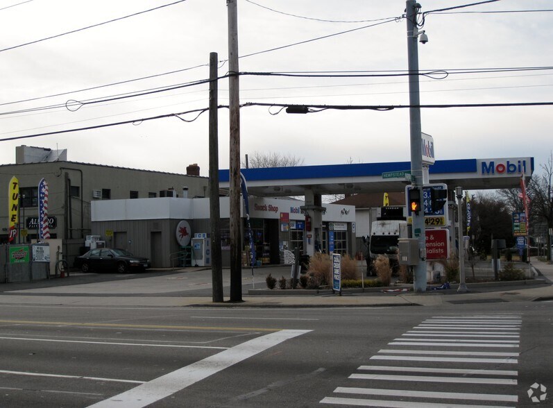 More Photos Of 579 Hempstead Tpke, West Hempstead General Retail For Lease