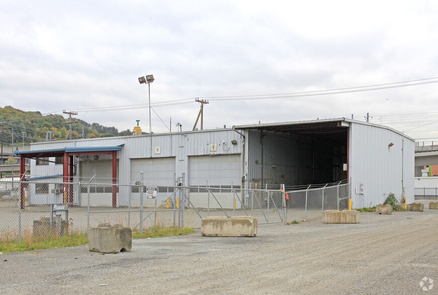 More Photos Of 720 S Forest St, Seattle Light Distribution For Lease