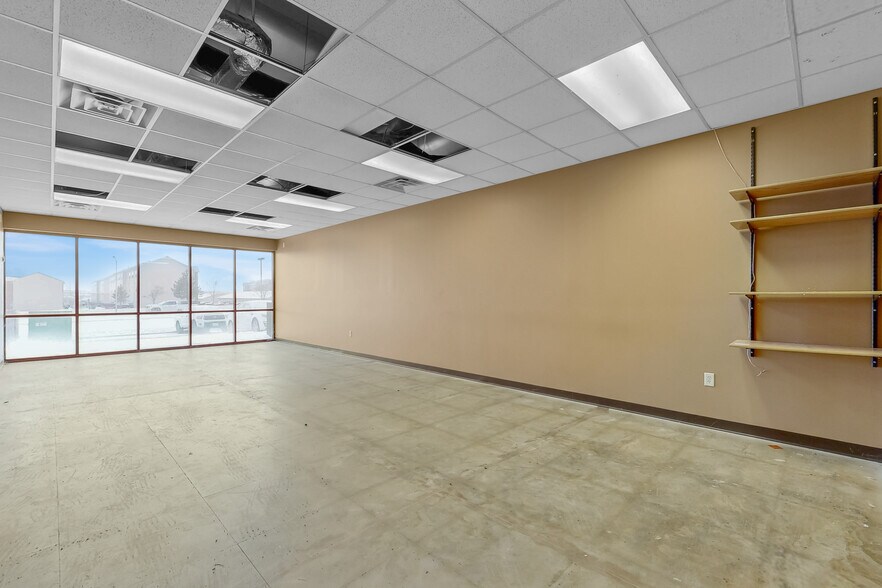 More Photos Of 4170 Pennsylvania Ave, Dubuque Office For Lease