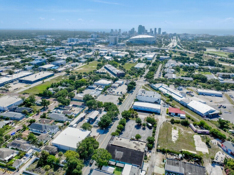 More Photos Of 2221 5th Ave S, St Petersburg Land For Lease