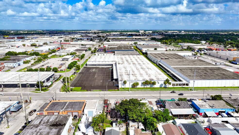 More Photos Of 3455 NW 54th St, Miami Warehouse For Sale