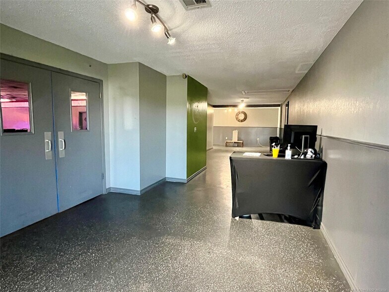 More Photos Of 2710 S Cherokee Dr, Muskogee Religious Facility For Sale