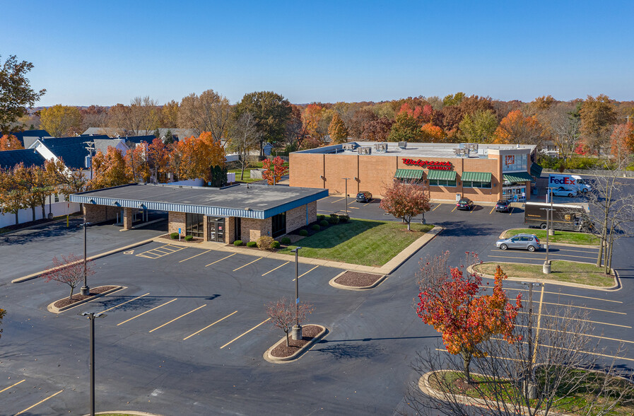 Primary Photo Of 505 Baxter Rd, Chesterfield Bank For Lease