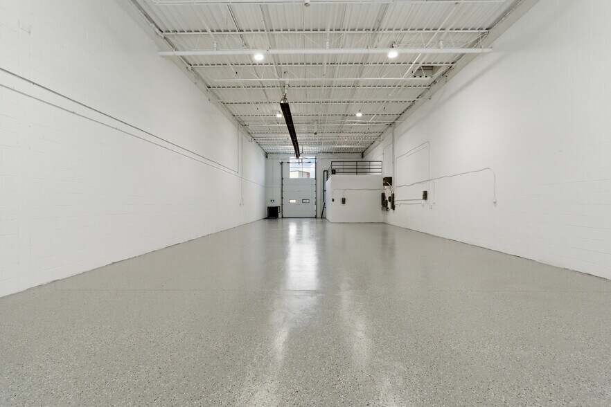 More Photos Of 397 Humberline Dr, Toronto Warehouse For Sale
