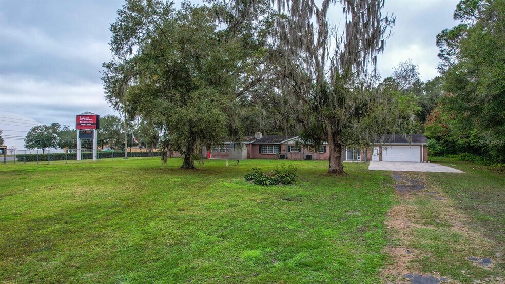 More Photos Of 20375 Cortez Blvd, Brooksville Office Residential For Lease