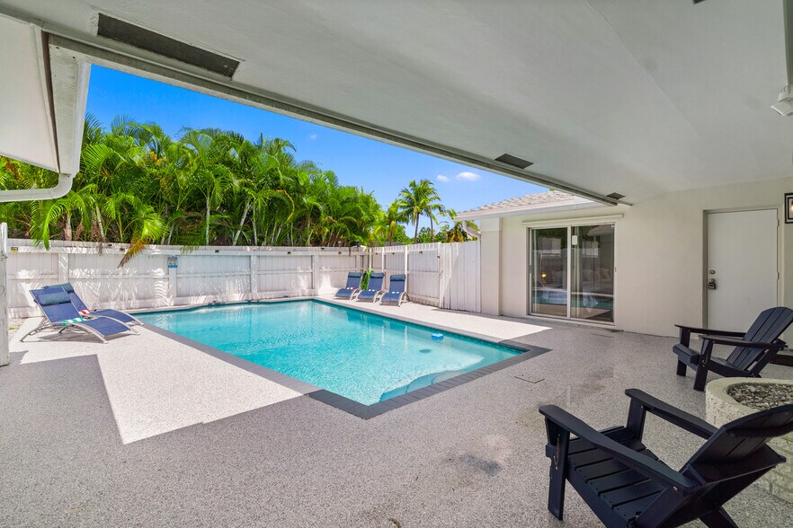 More Photos Of 1520 NE 51st St, Fort Lauderdale Apartments For Sale