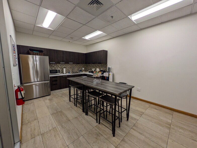 More Photos Of 2980 NE 207th St, Aventura Office Residential For Lease