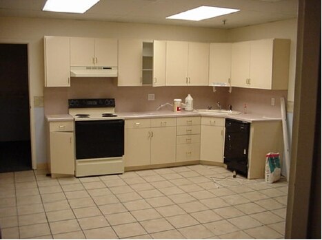 More Photos Of 28 Old Dock Rd, Yaphank Warehouse For Sale