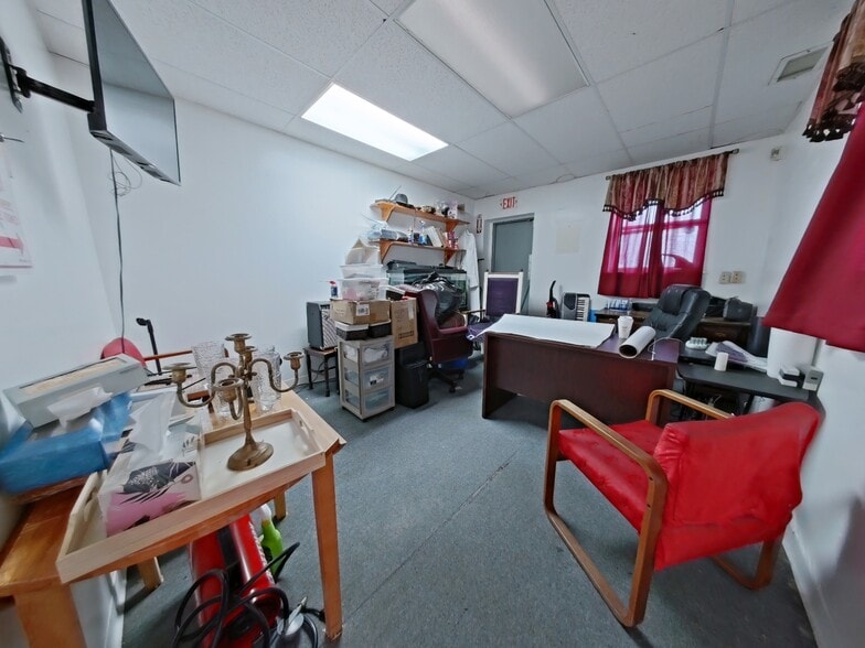 More Photos Of 3914 N 6th St, Philadelphia Religious Facility For Sale