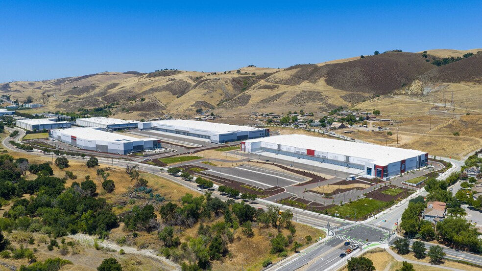 Primary Photo Of 550 Piercy Rd, San Jose Unknown For Lease