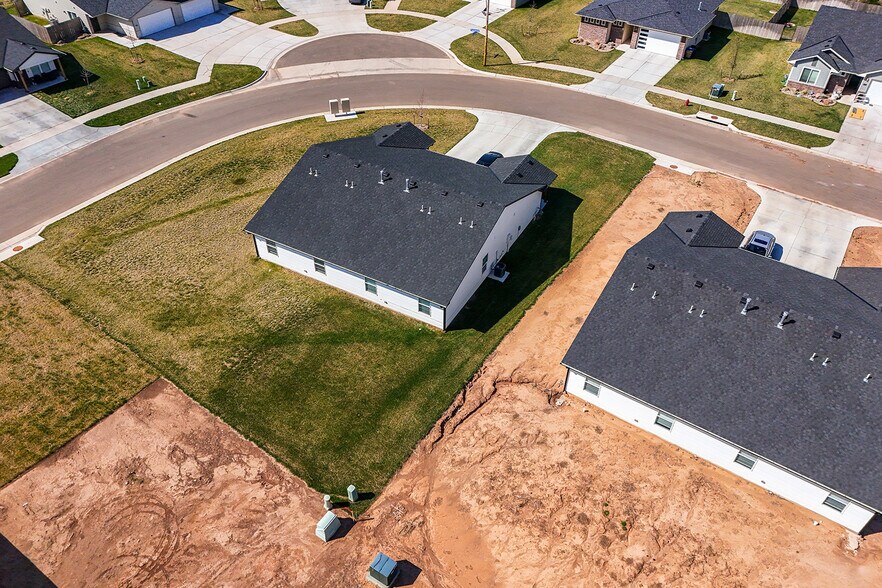 More Photos Of 185 Indian Lakes Dr, Clearwater Apartments For Sale