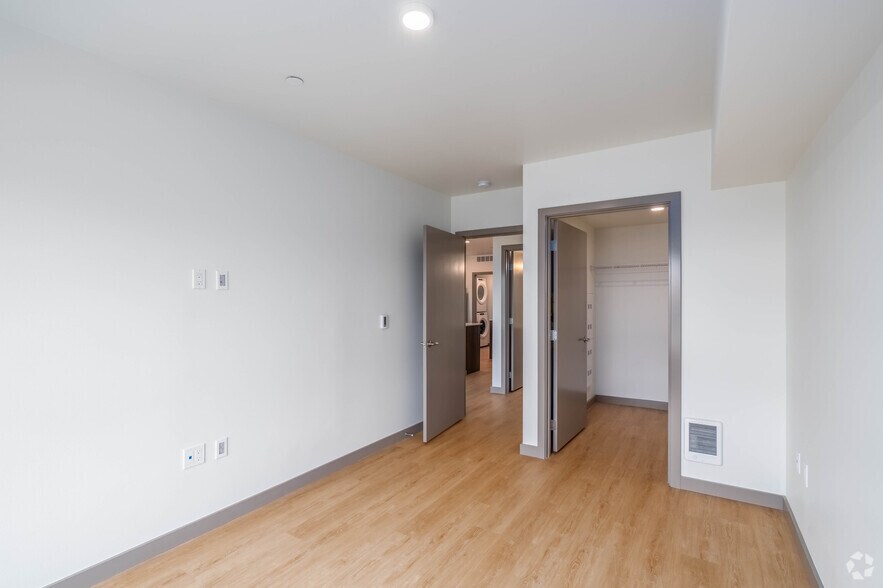 More Photos Of 110 Roy St, Seattle Apartments For Lease