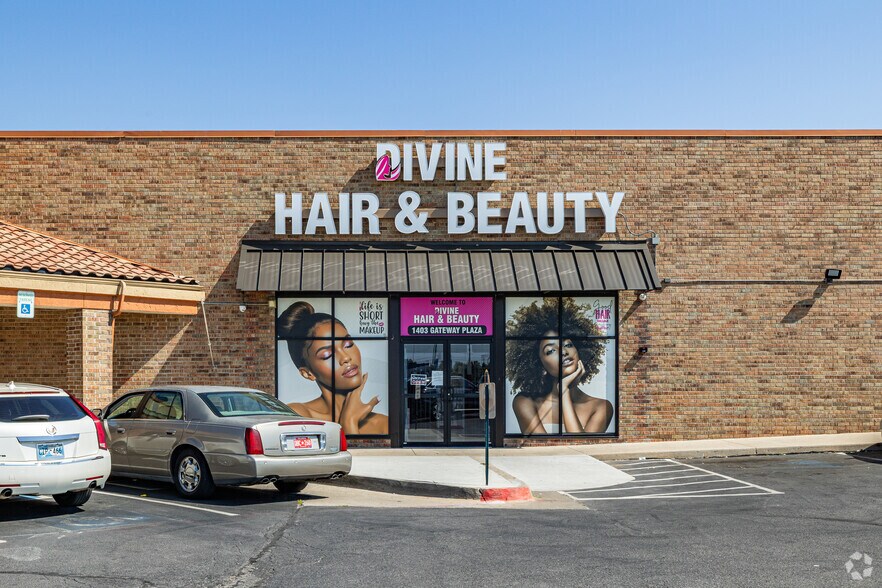 More Photos Of 1300-1401 Gateway Plz, Midwest City General Retail For Sale