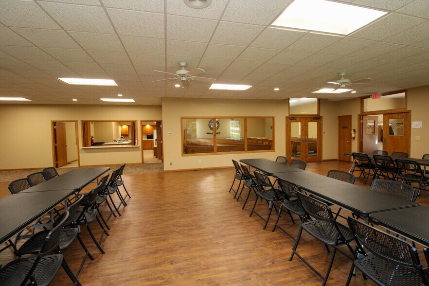 More Photos Of 100 E 3rd St, Galva Office For Sale