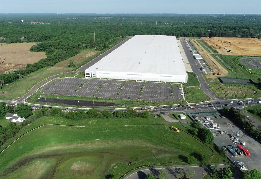 More Photos Of 904 Cranbury South River Rd, Monroe Township Warehouse For Lease