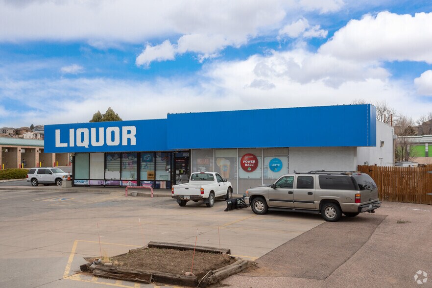 More Photos Of 5109 Austin Bluffs Pky, Colorado Springs Freestanding For Sale